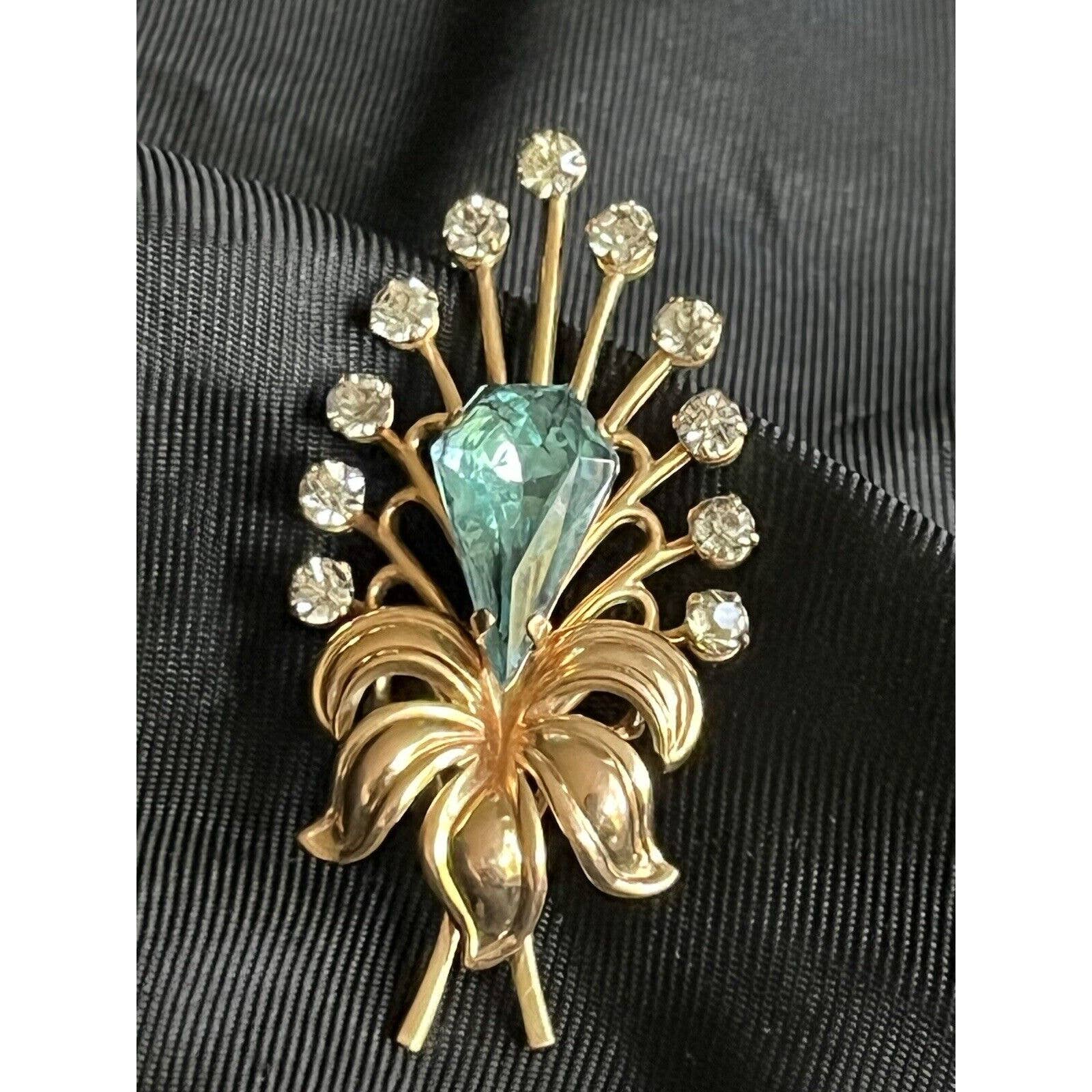Vintage Van Dell Gold Filled Flower Brooch Pin Blue Aquamarine Crystal 1 3/4